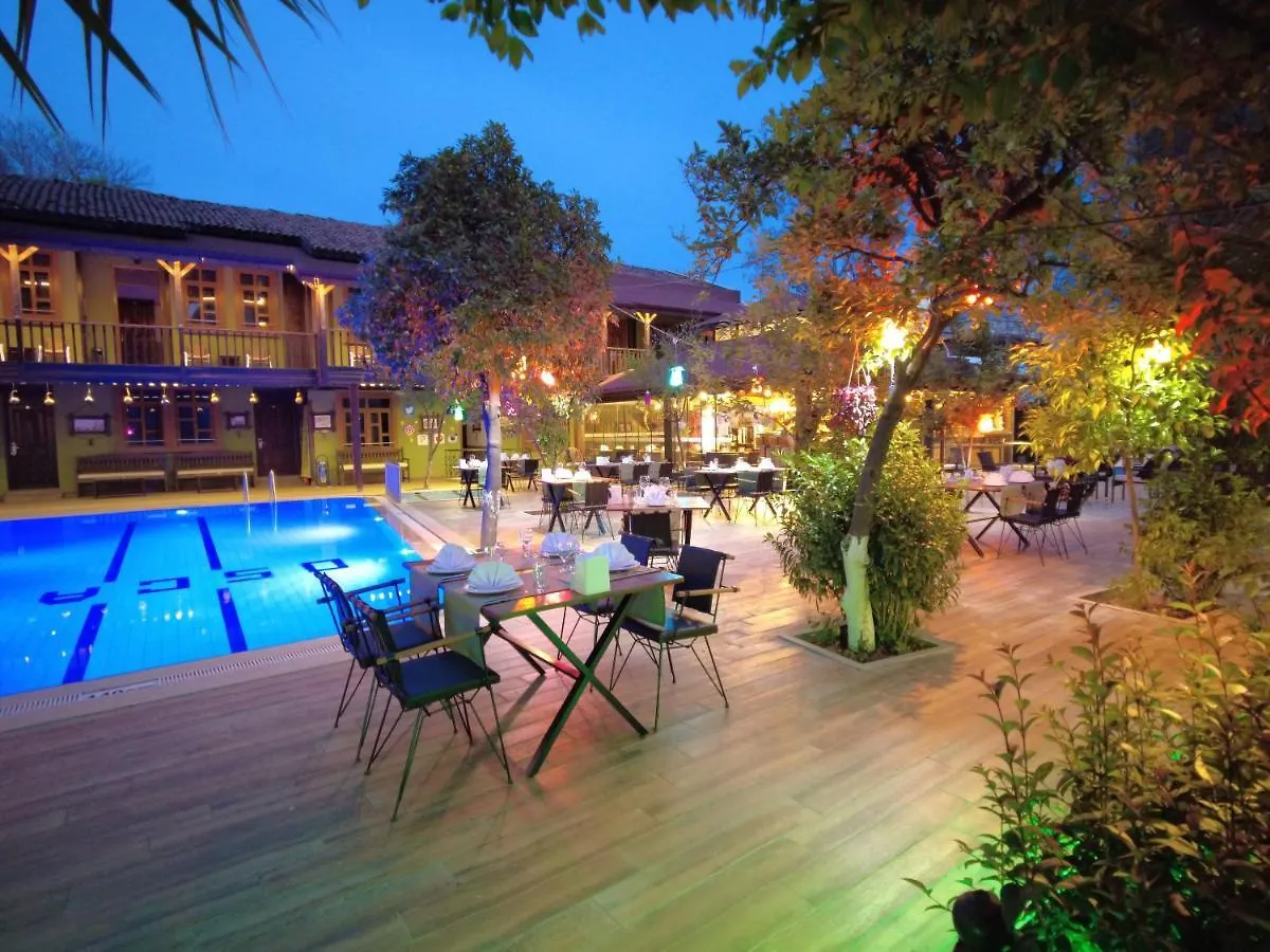 Oscar Boutique Hotel Antalya Homestay