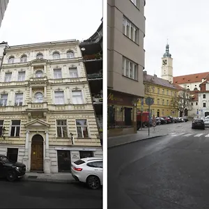 https://moonlight-apartments-old-town.praguehotelsweb.com